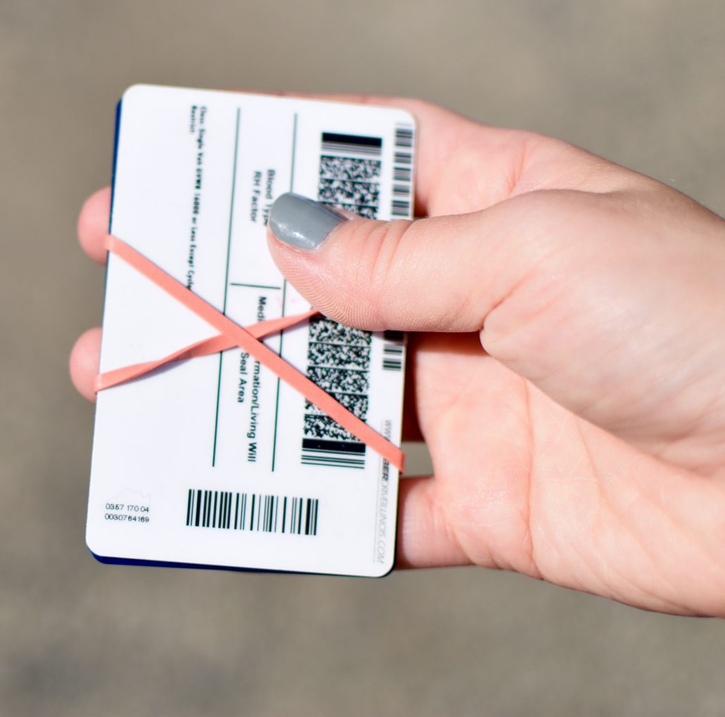 Rubber bands for card and document bundling